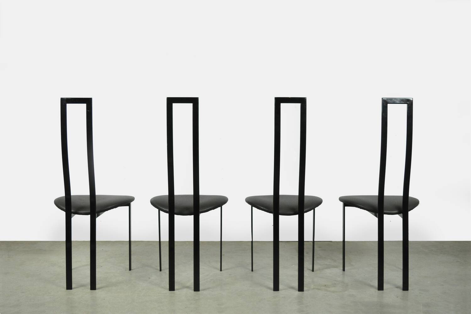 Set of 4 Italian Postmodern dining chairs by Maurizio Cattelan, 1980s