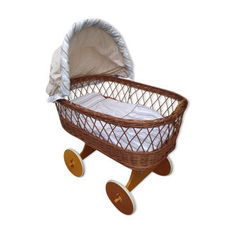 Rattan wicker cradle / pram