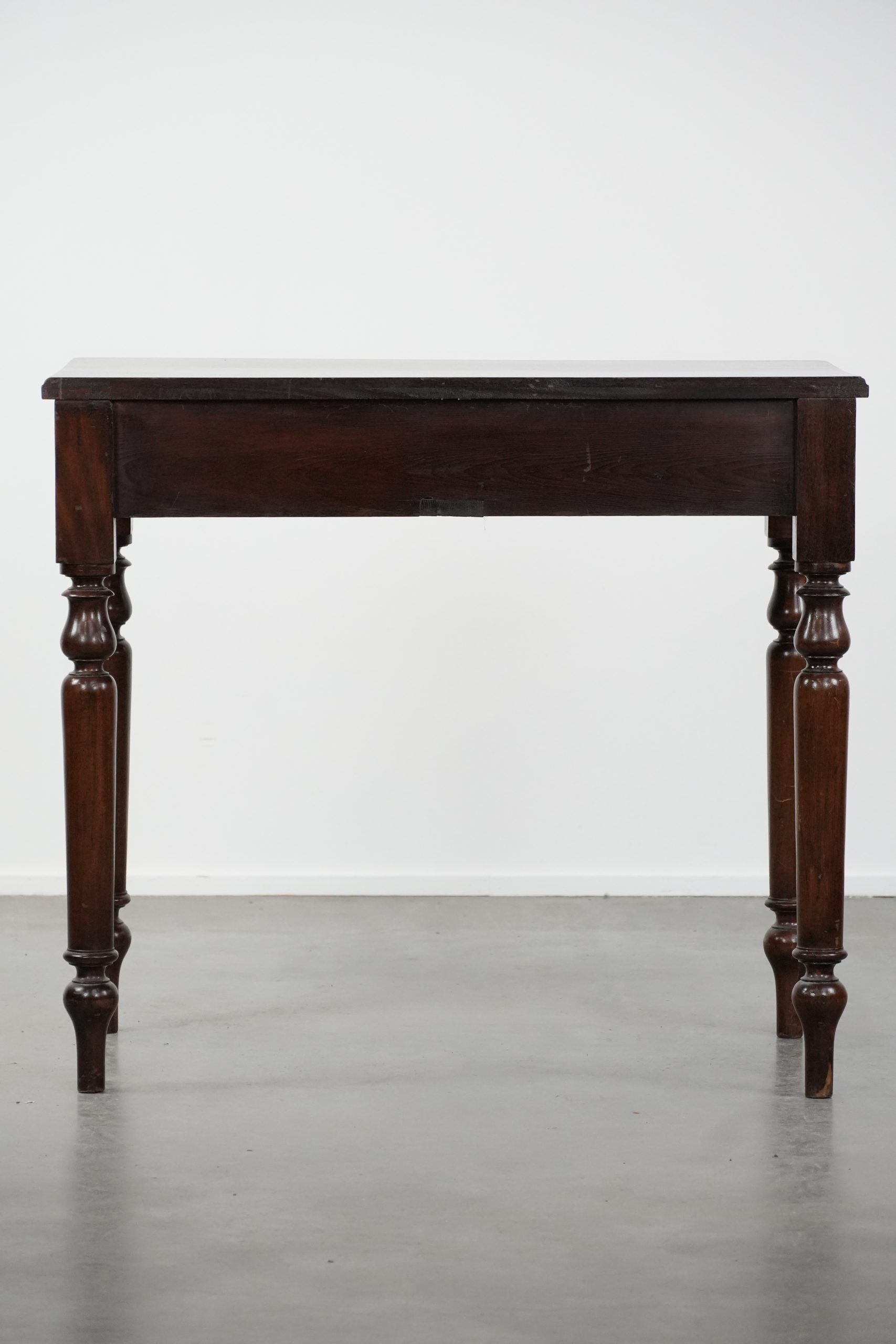 Antique English hallway furniture / side table from the late 19th century