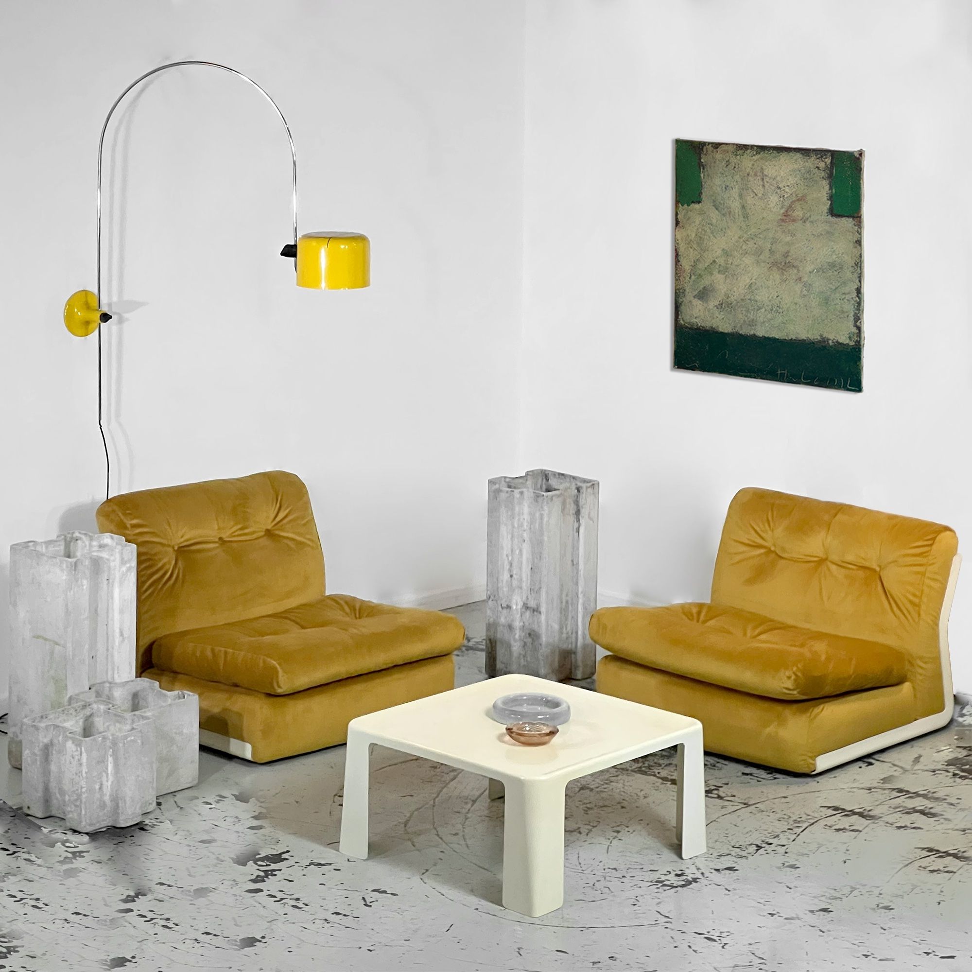 Pair of Amanta chauffeuses by Mario Bellini for B&B Italia 1960s