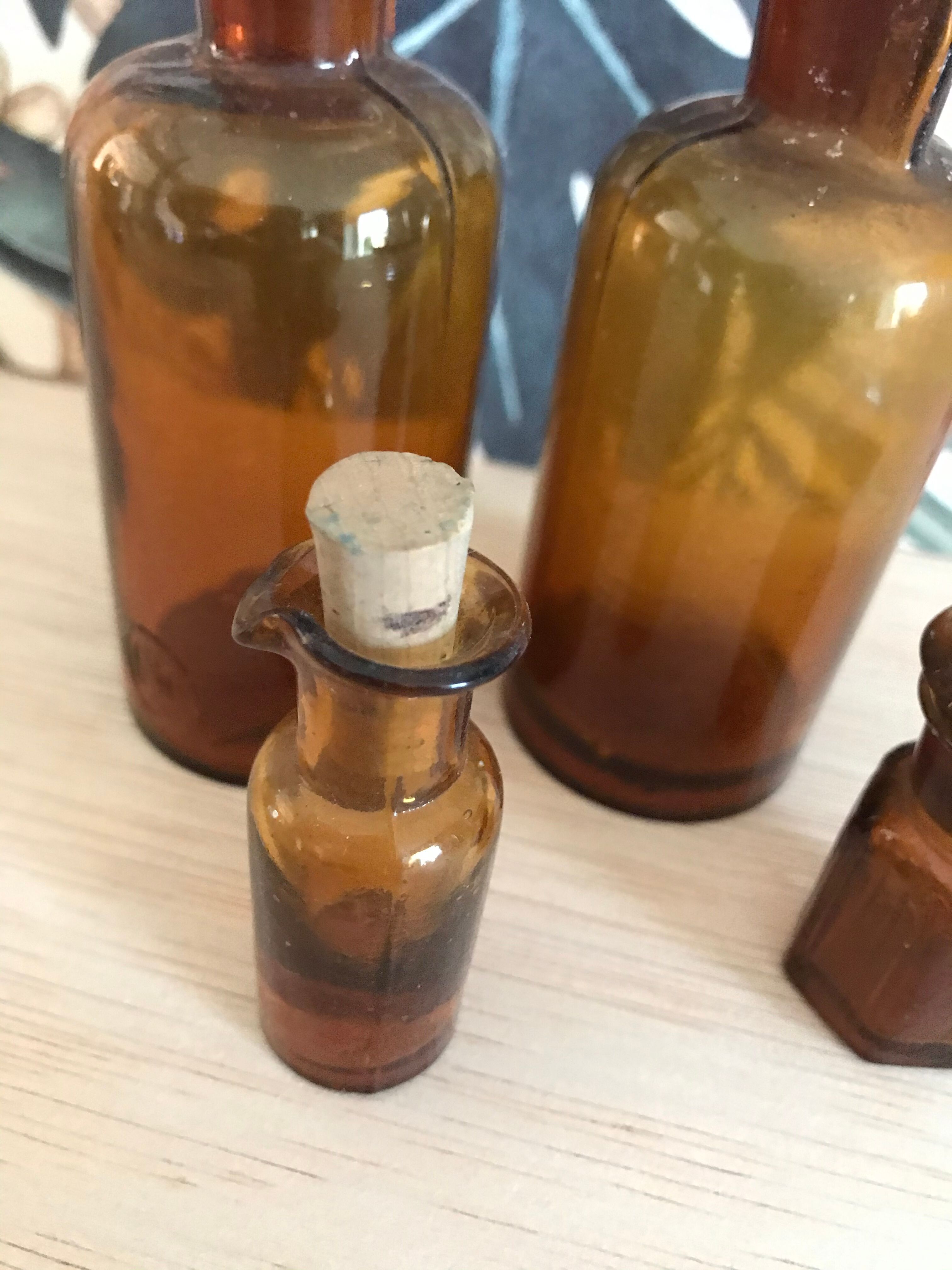 Set of apothecary vials