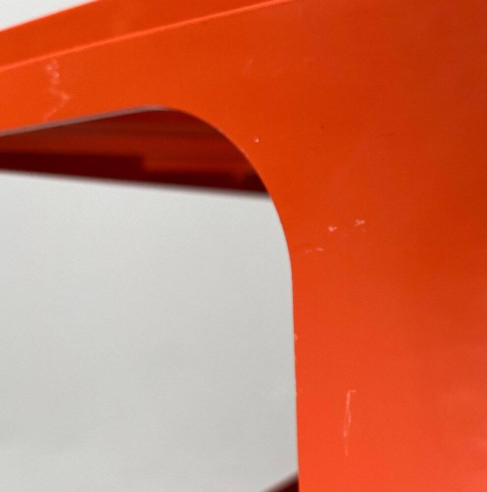 Dessert or space-age side table by Giovanni Pelis for Stile Neolt, 1960s.