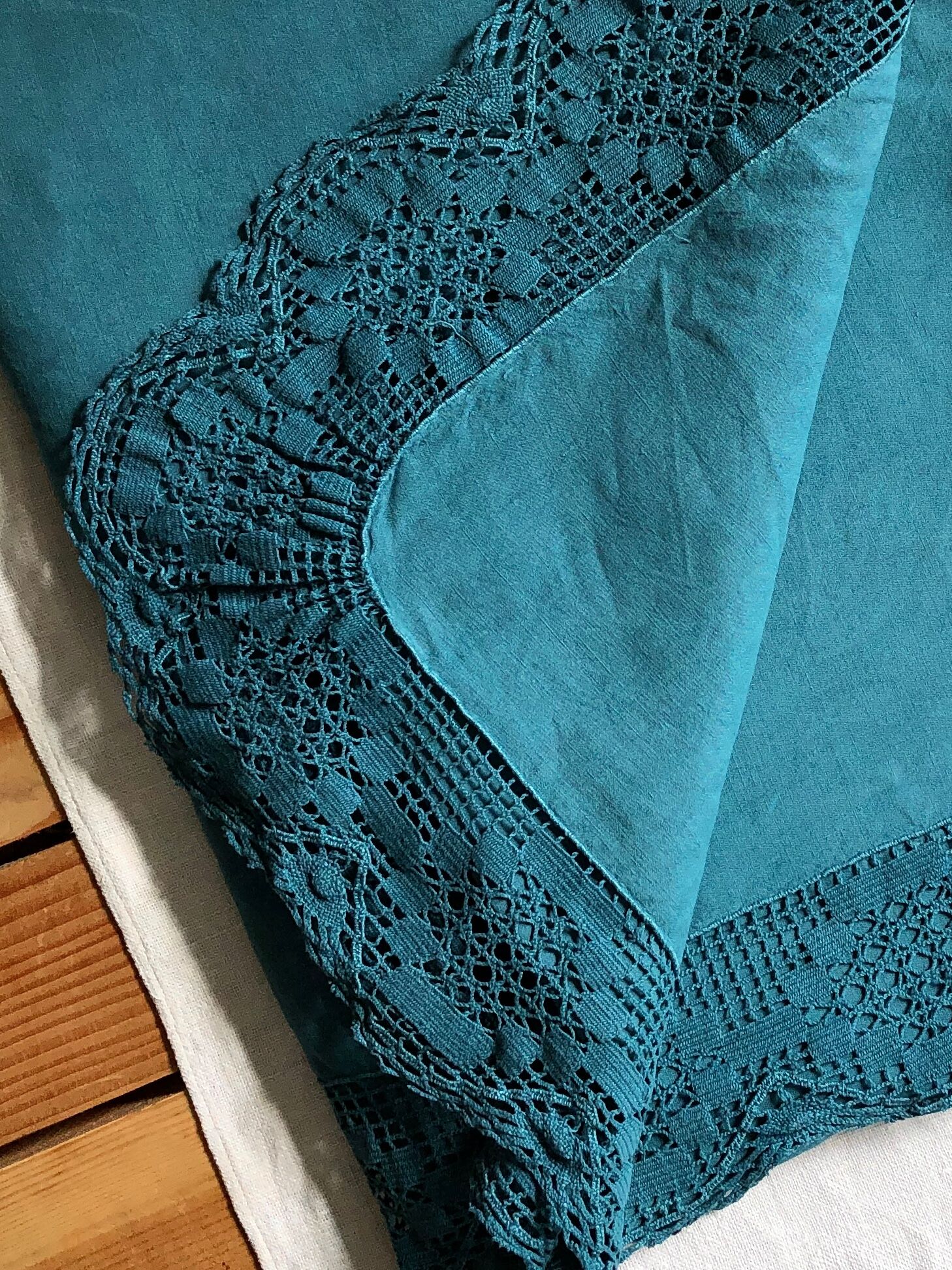 Old sheet in pure emerald green washed linen