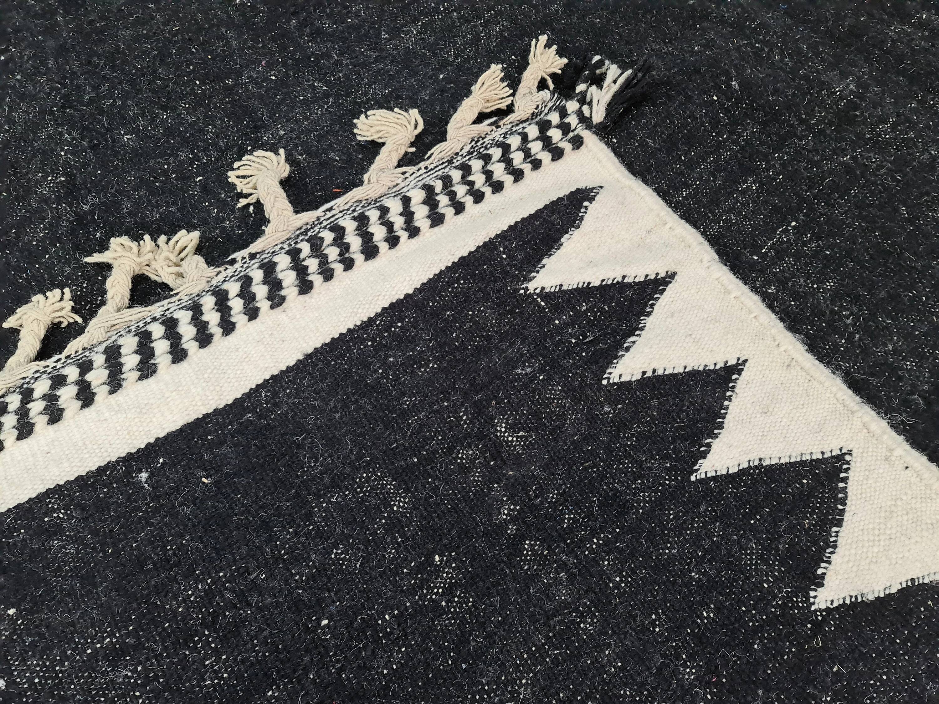 Authentic handmade Berber rug 3x2 m