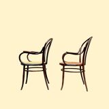 Deux fauteuils J&J Kohn 1900 en bois courbé