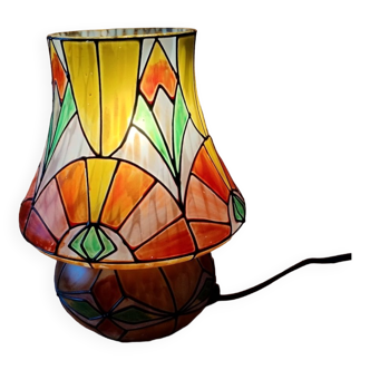 Stained glass lamp