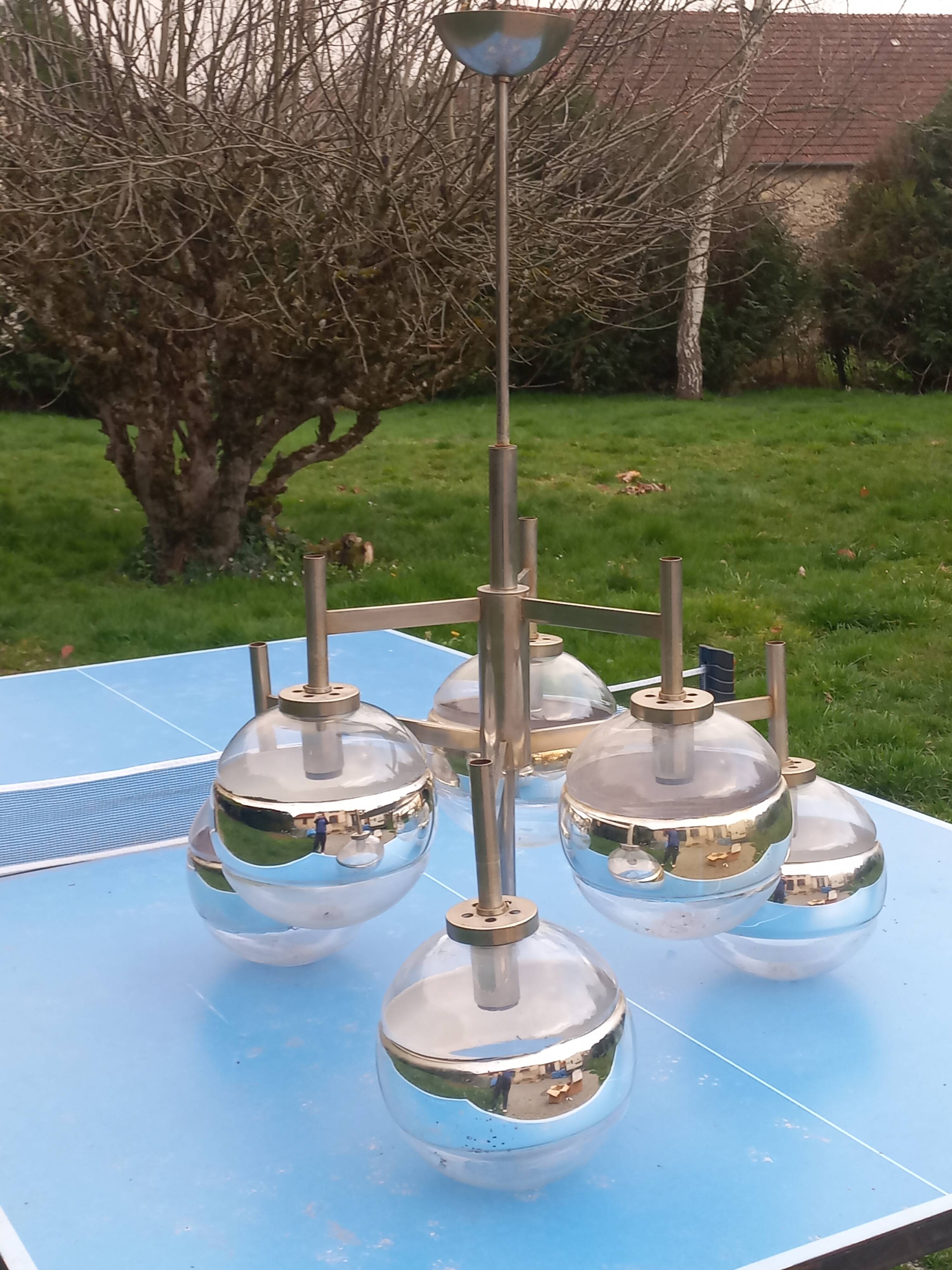 Space age design chandelier from the 70s