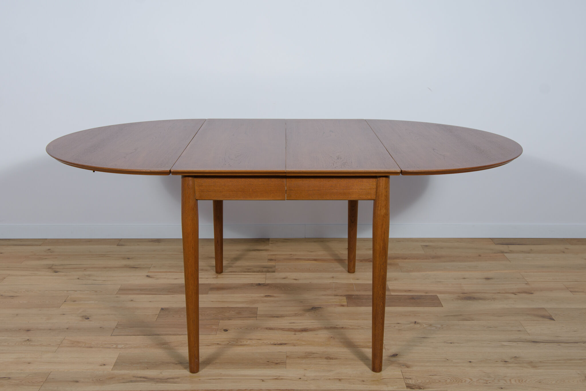 Table à manger extensible en teck, années 1960