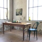 Turned legs farm table