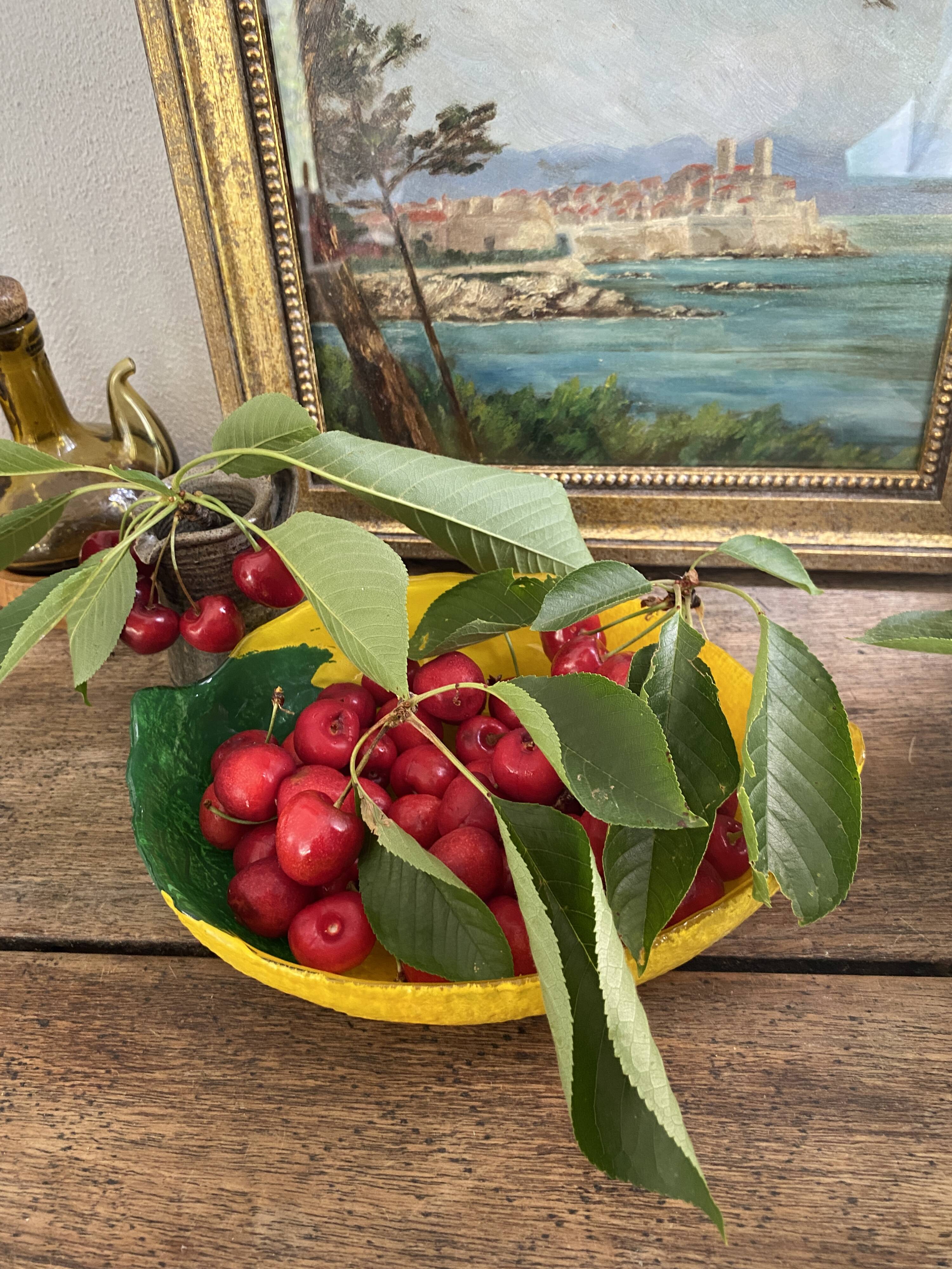 Painted glass dish “le citron”