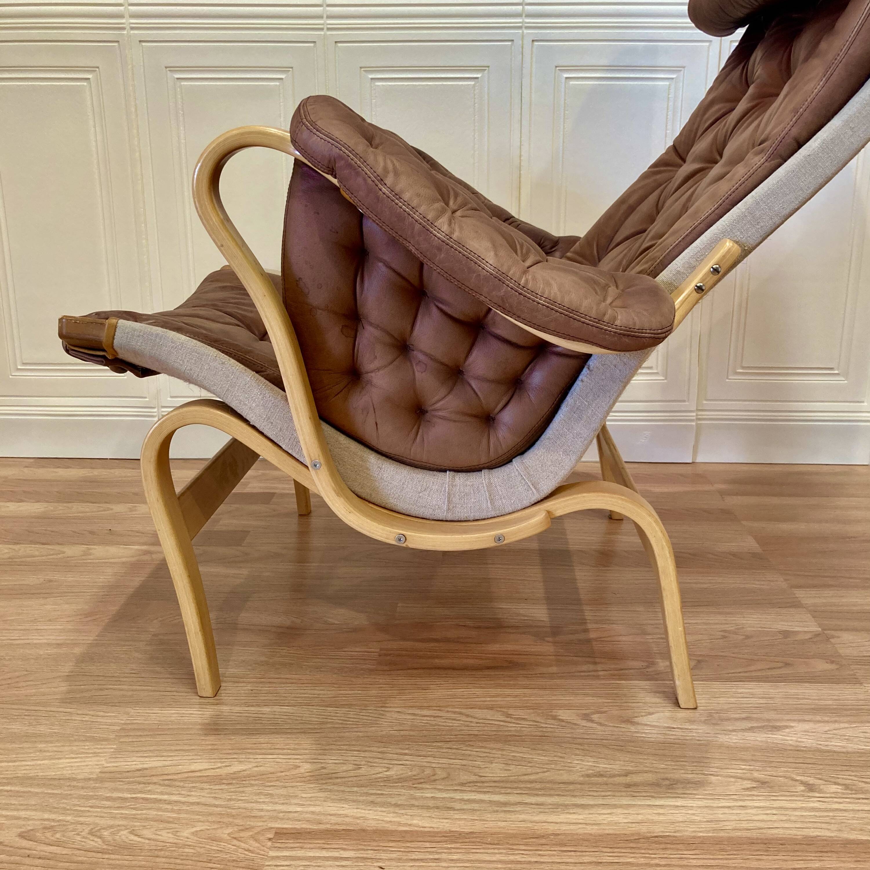 "Pernilla" leather armchair "Bruno Mathsson" 1960.