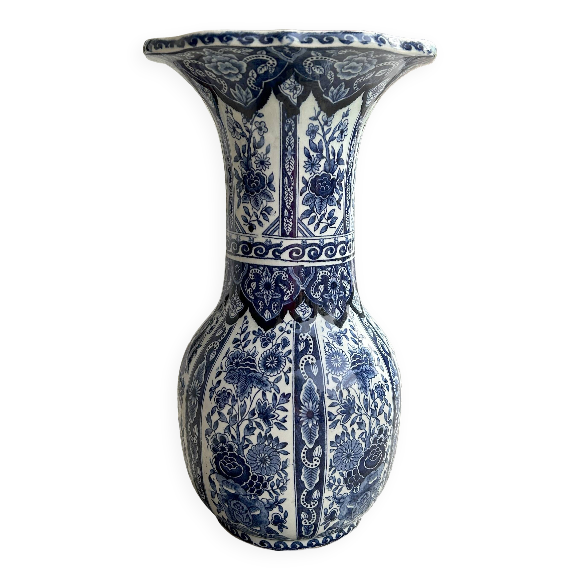 Delft porcelain vase