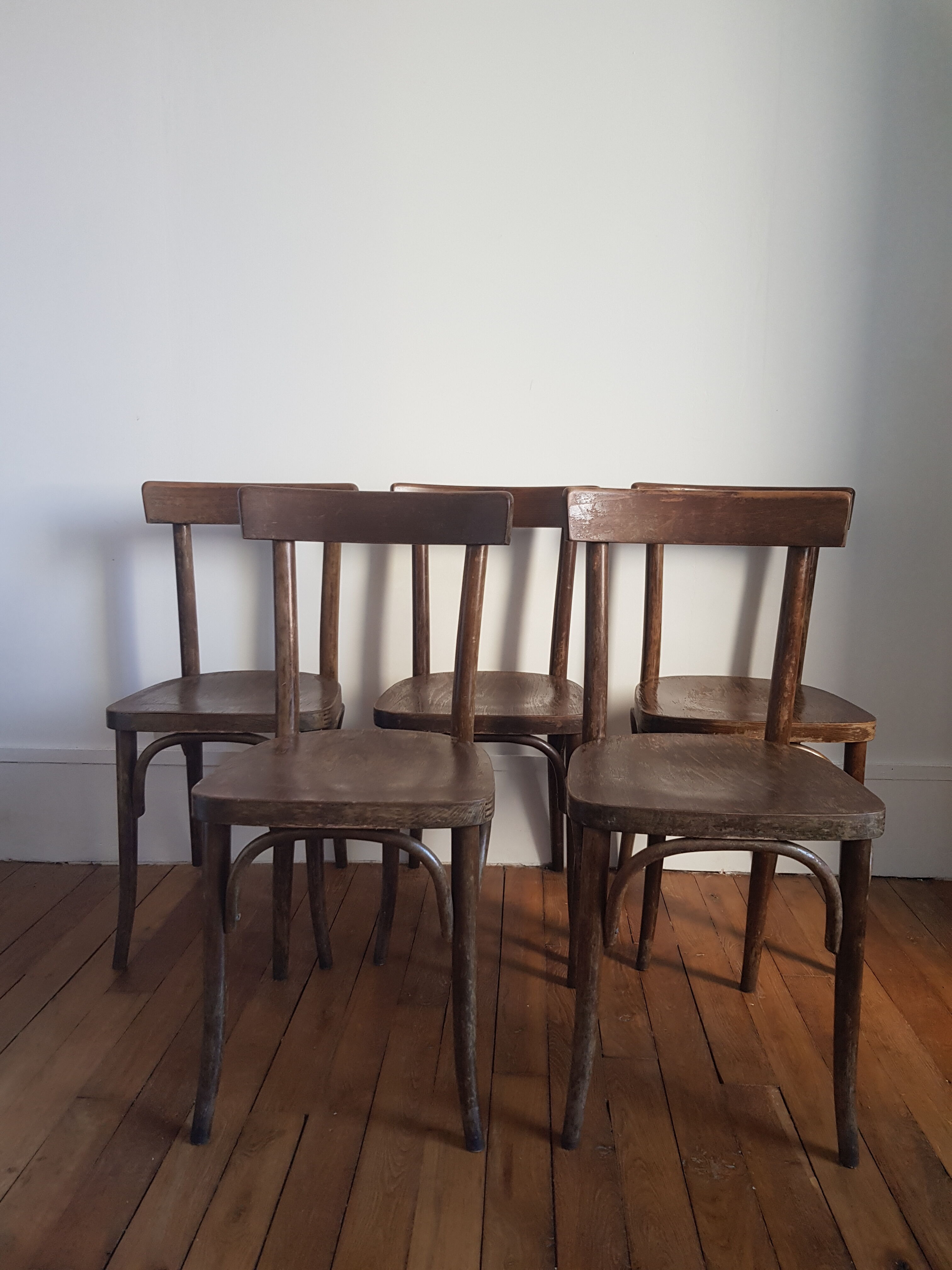 Set of 5 chairs