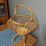 Vintage rattan worker