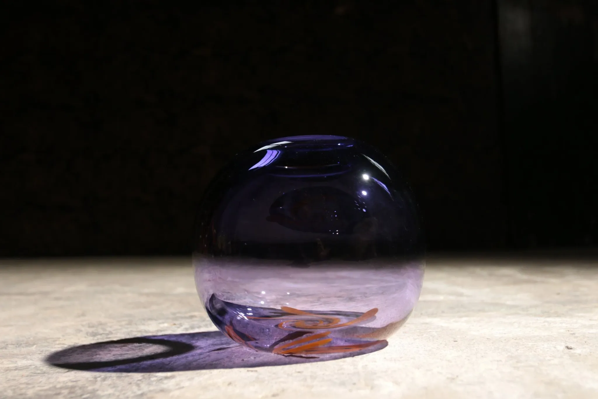 Unica thick-walled vase Roel Olivier Leerdam glass