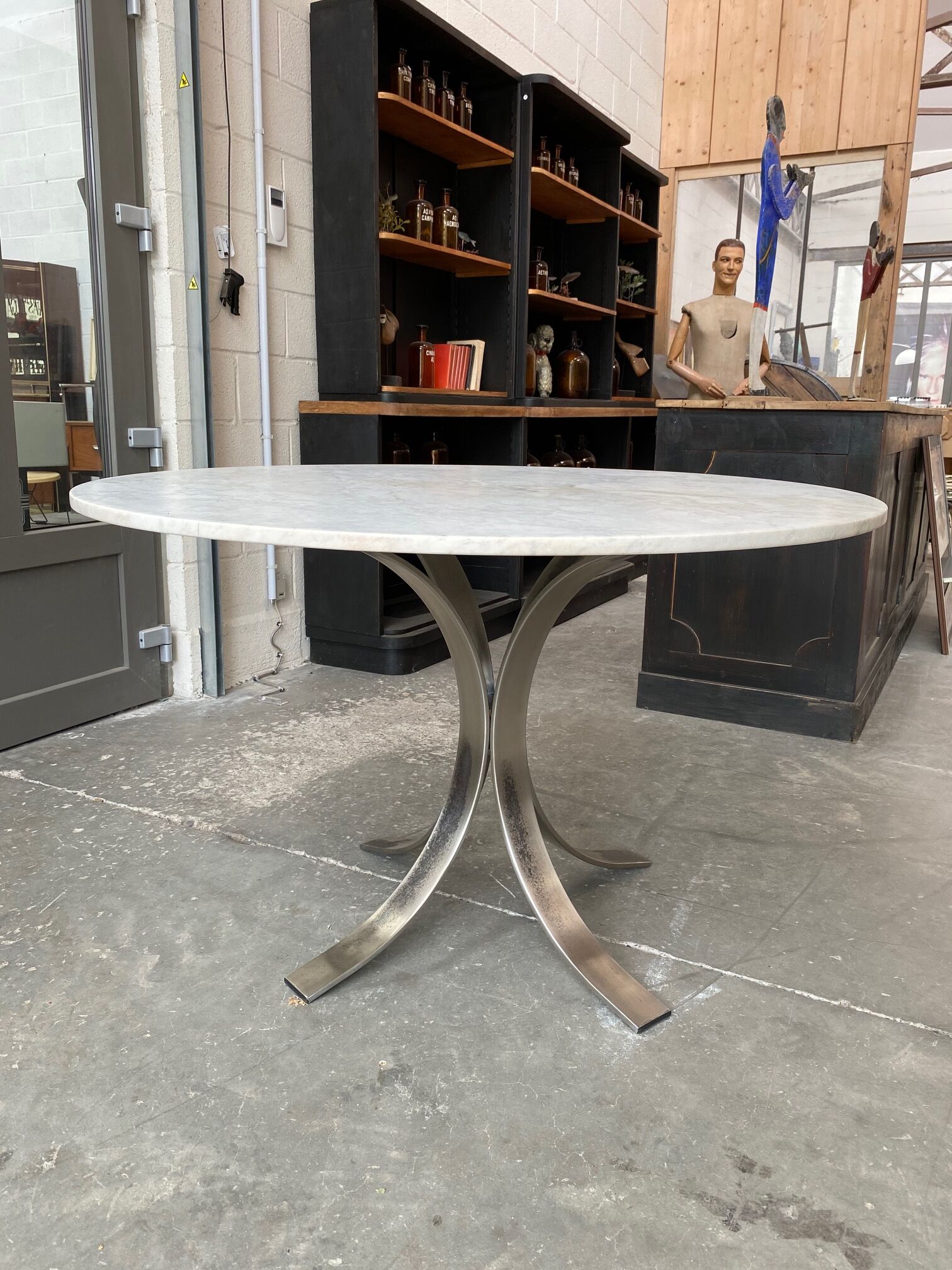 1970s marble round table