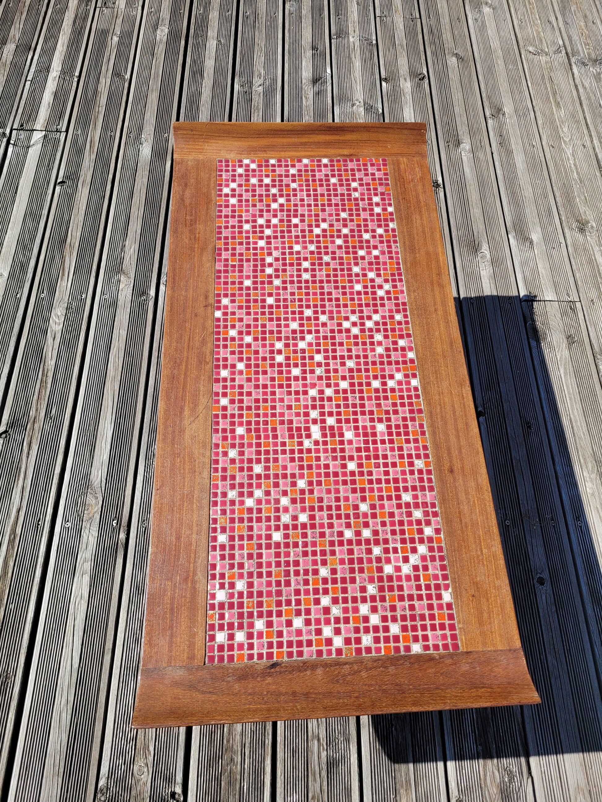 Vintage coffee table in teak and mosaic.