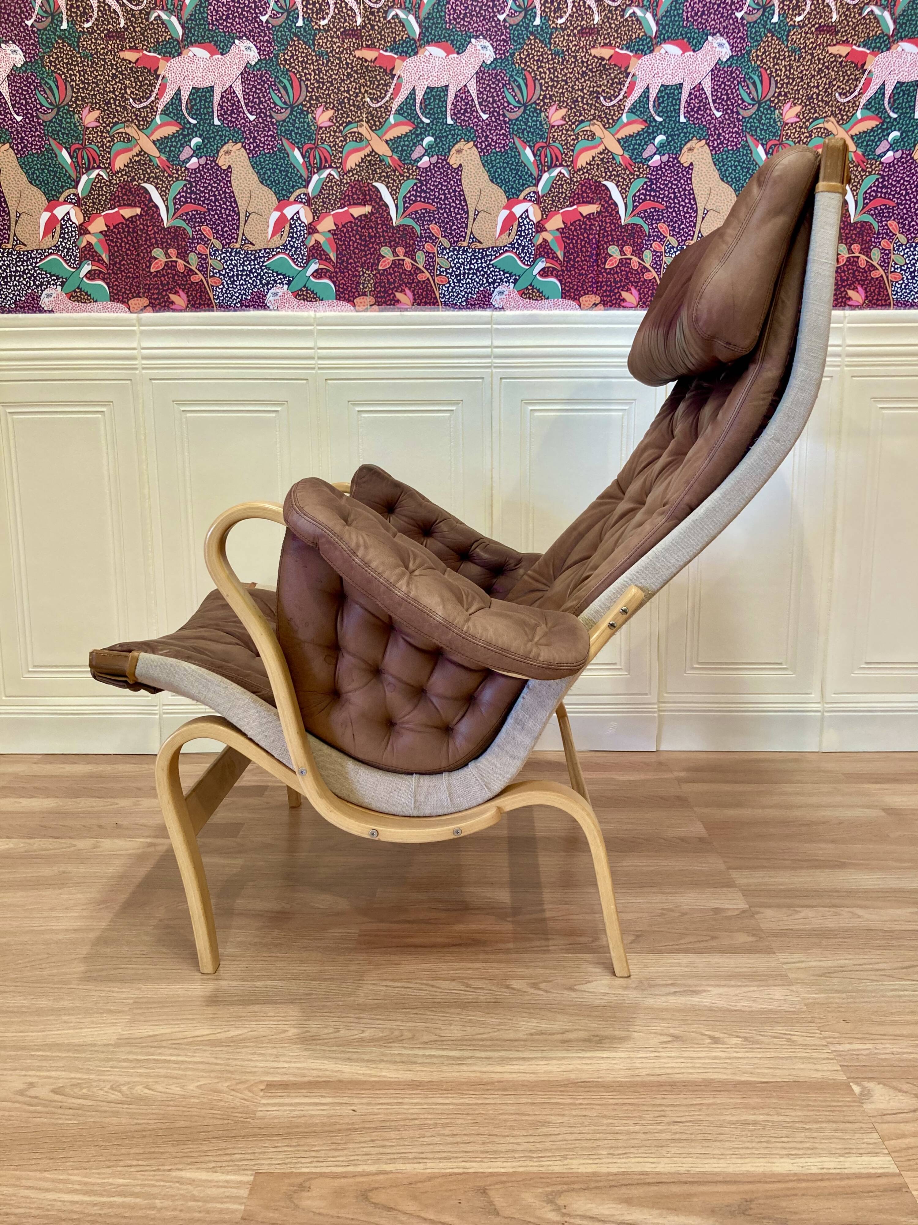FAUTEUIL BRUNO MATHSSON CUIR 1960.
