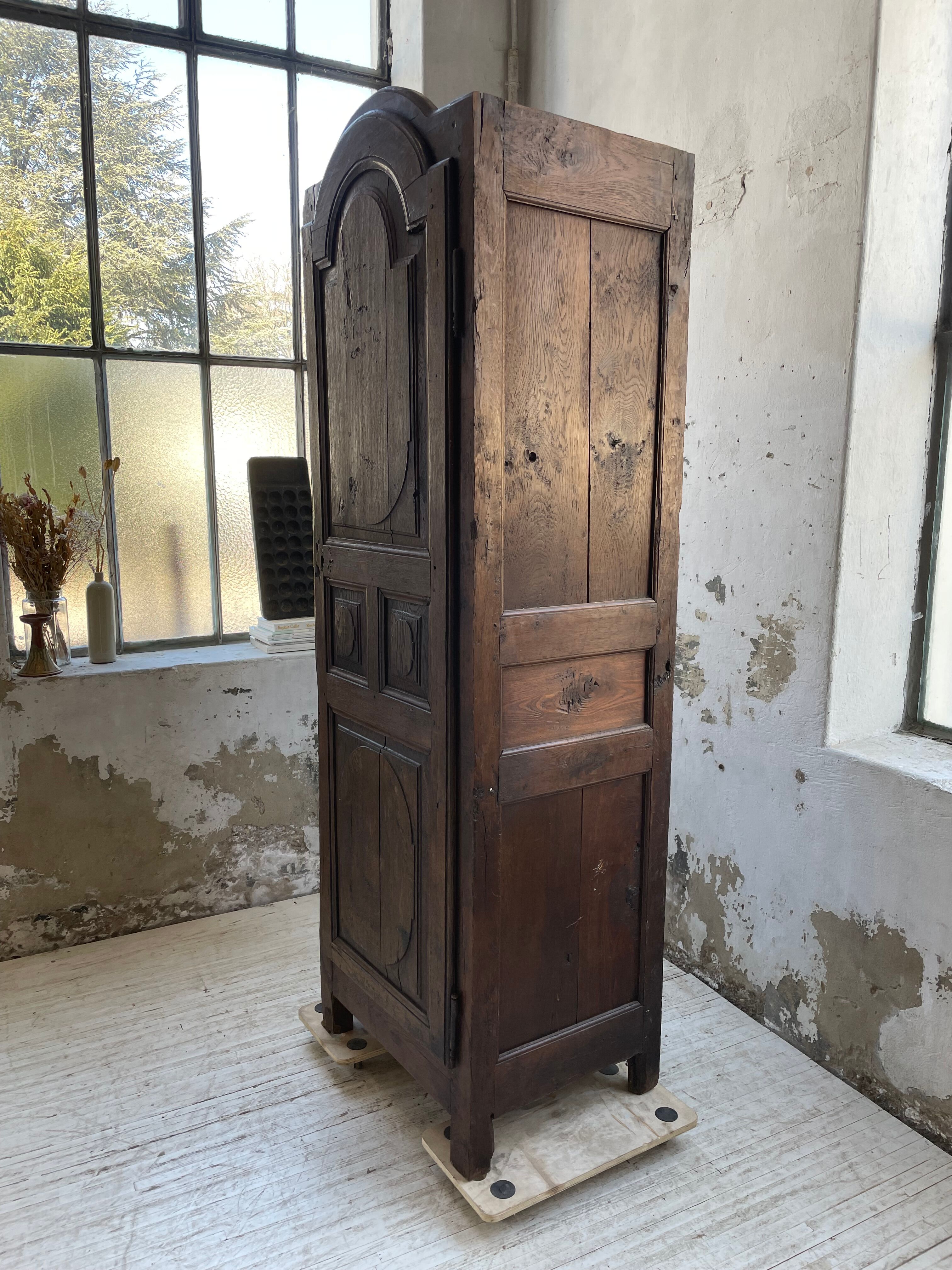 Savoyard solid oak cabinet XVIIIth