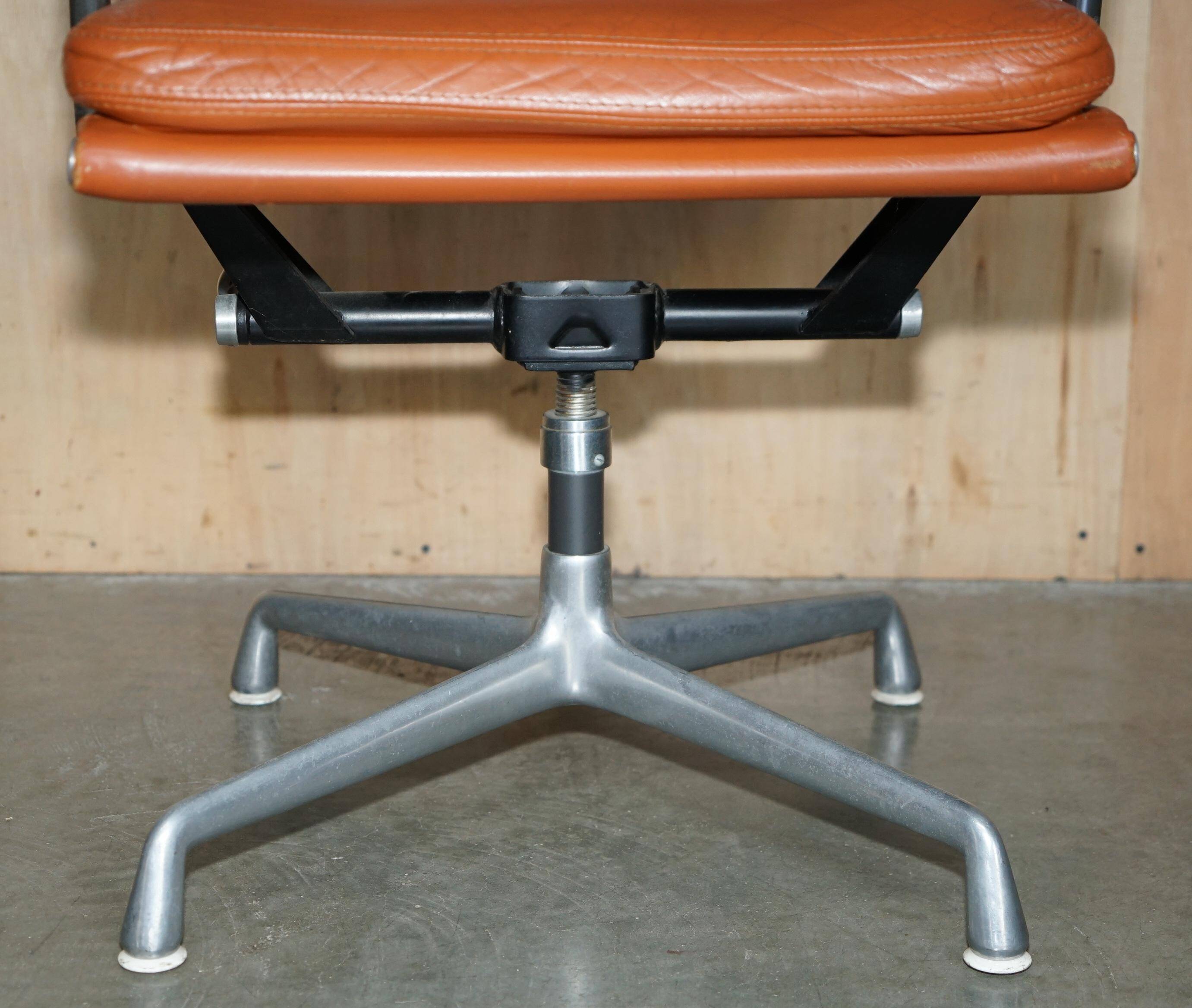 Captain's Chair Herman Miller Leather 1977