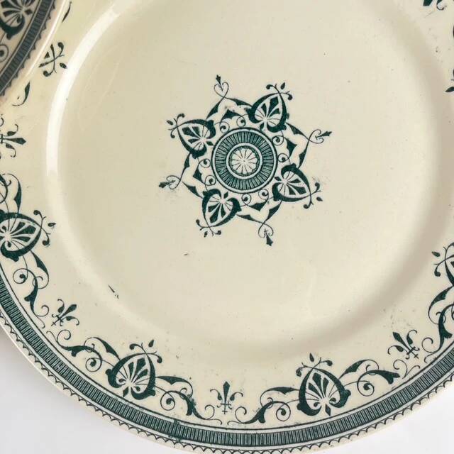 Set of 8 dessert plates in ironstone "Amiral", Creil & Montereau, green-blue, late 19th century.