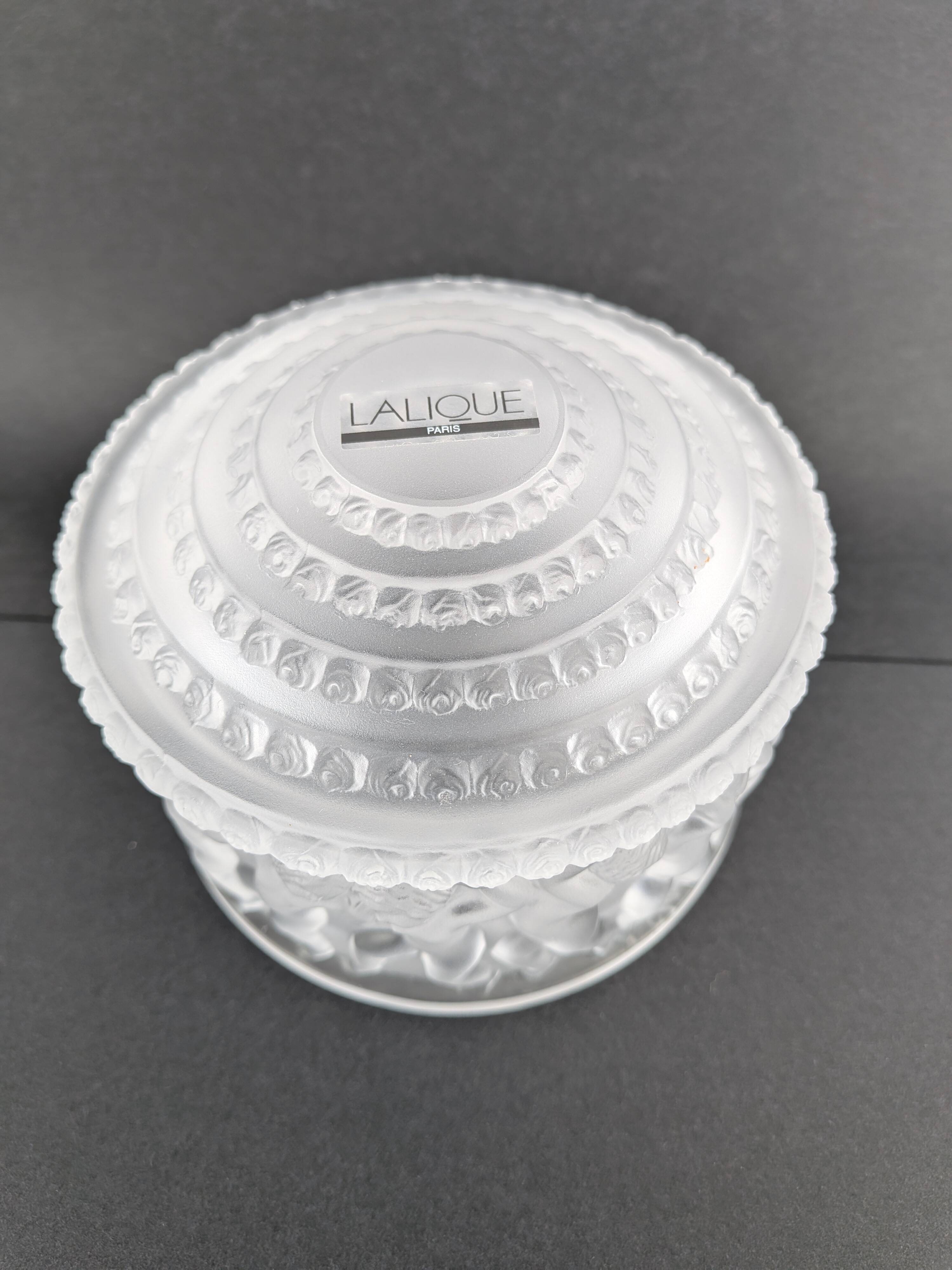 Lalique crystal box modelled as "Les Enfants".