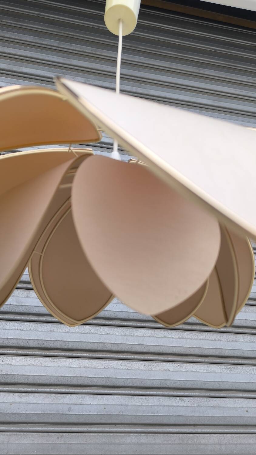 60s flower pendant light