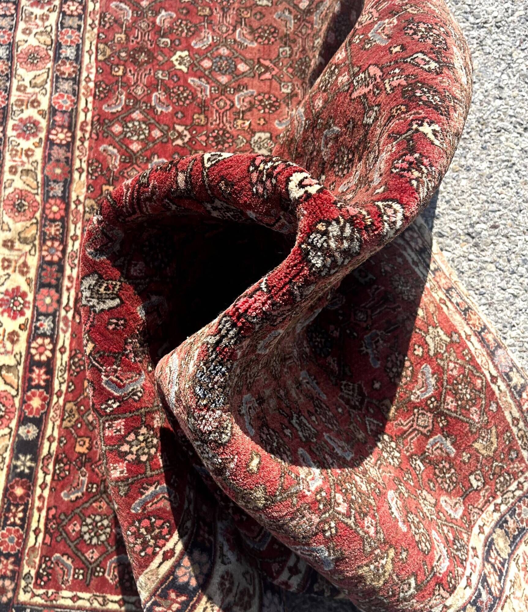 Antique Iranian Bidjar oriental rug - entirely handmade: 1.60 X 2.18 meters