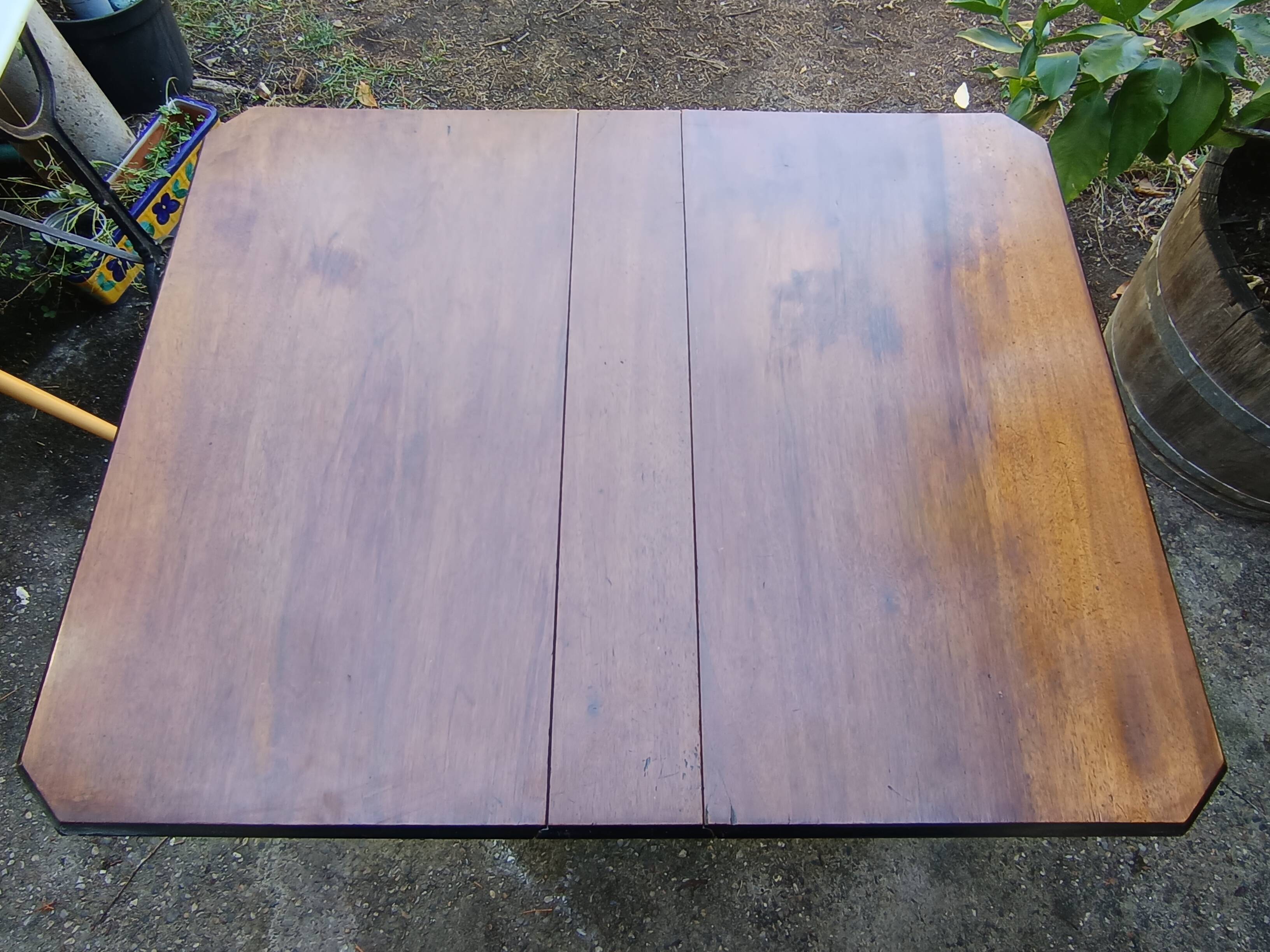 Table ancienne pliante style Louis XIII / Henri II – 100 × 80 cm