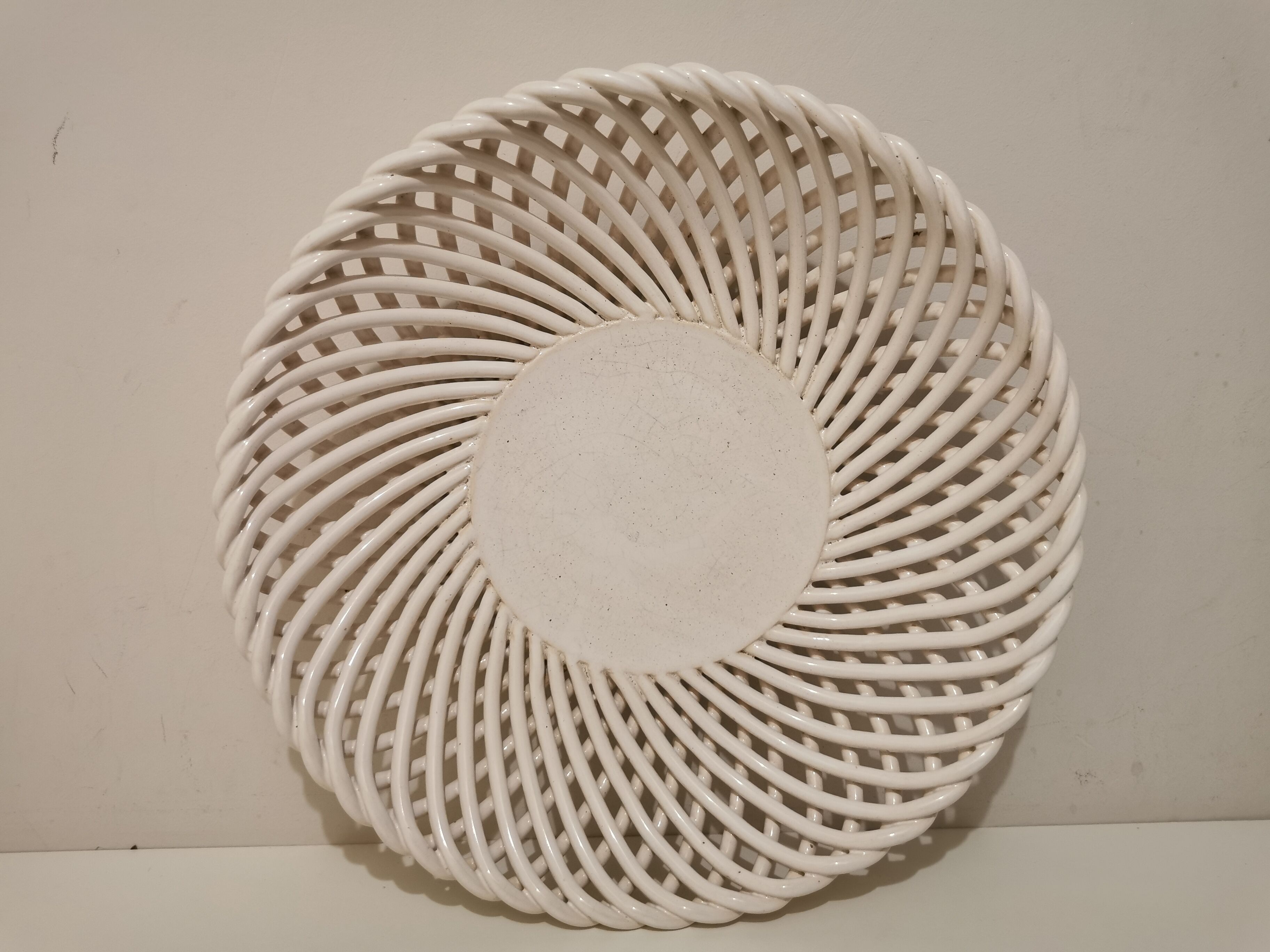 Vintage fruit dish ceramic braided 60s