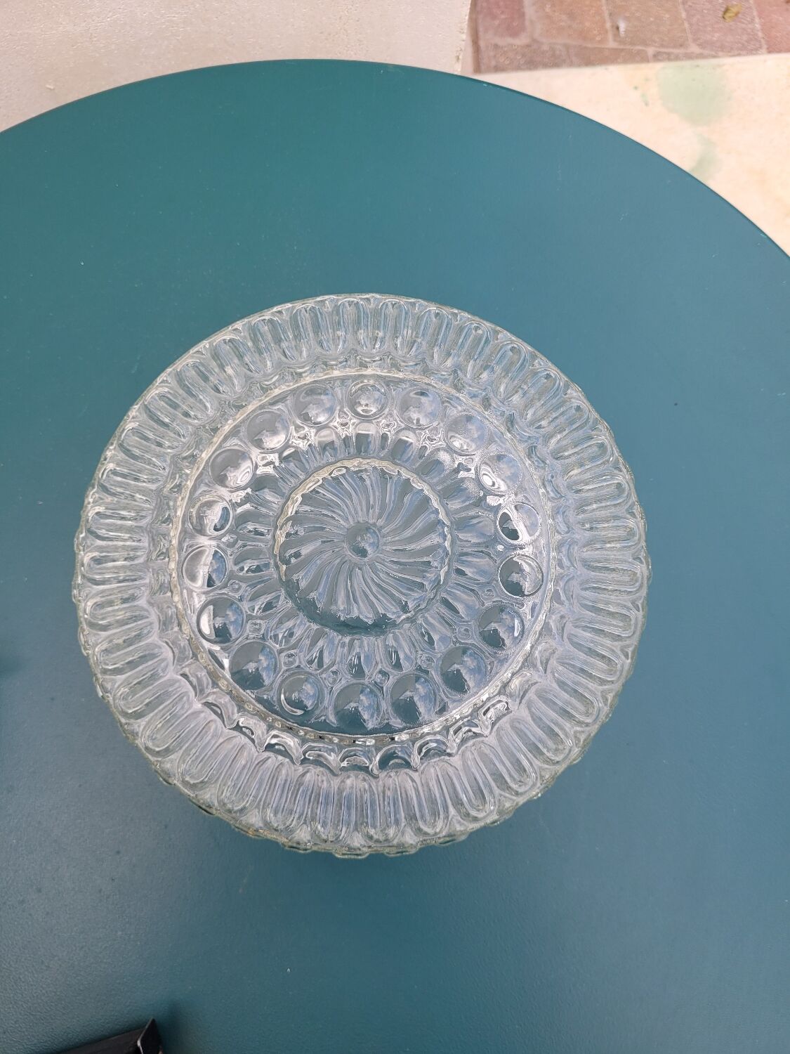 Round cast glass ceiling lamp