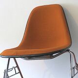 Chaise en fibre de verre et hopsack par Charles et Ray Eames pour Hermann Miller, 1970