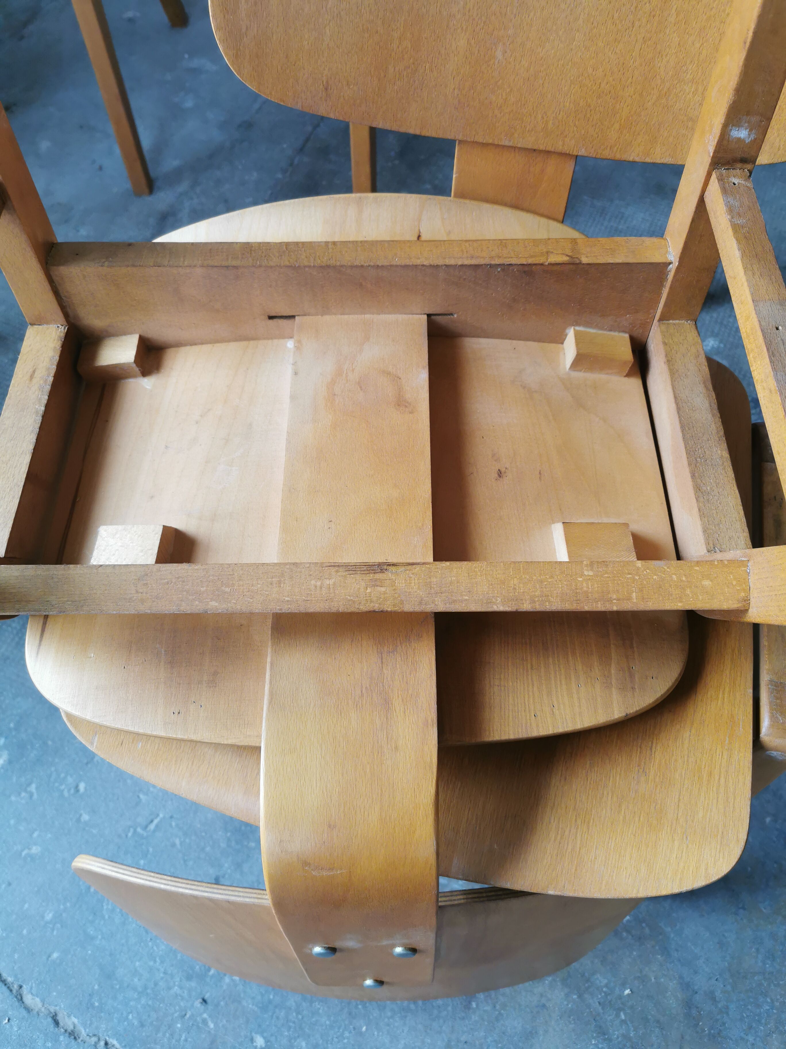 Set of 6 stackable Scandinavian chairs
