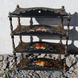 Wall shelf Napoleon III in blackened wood decorated with flowers.