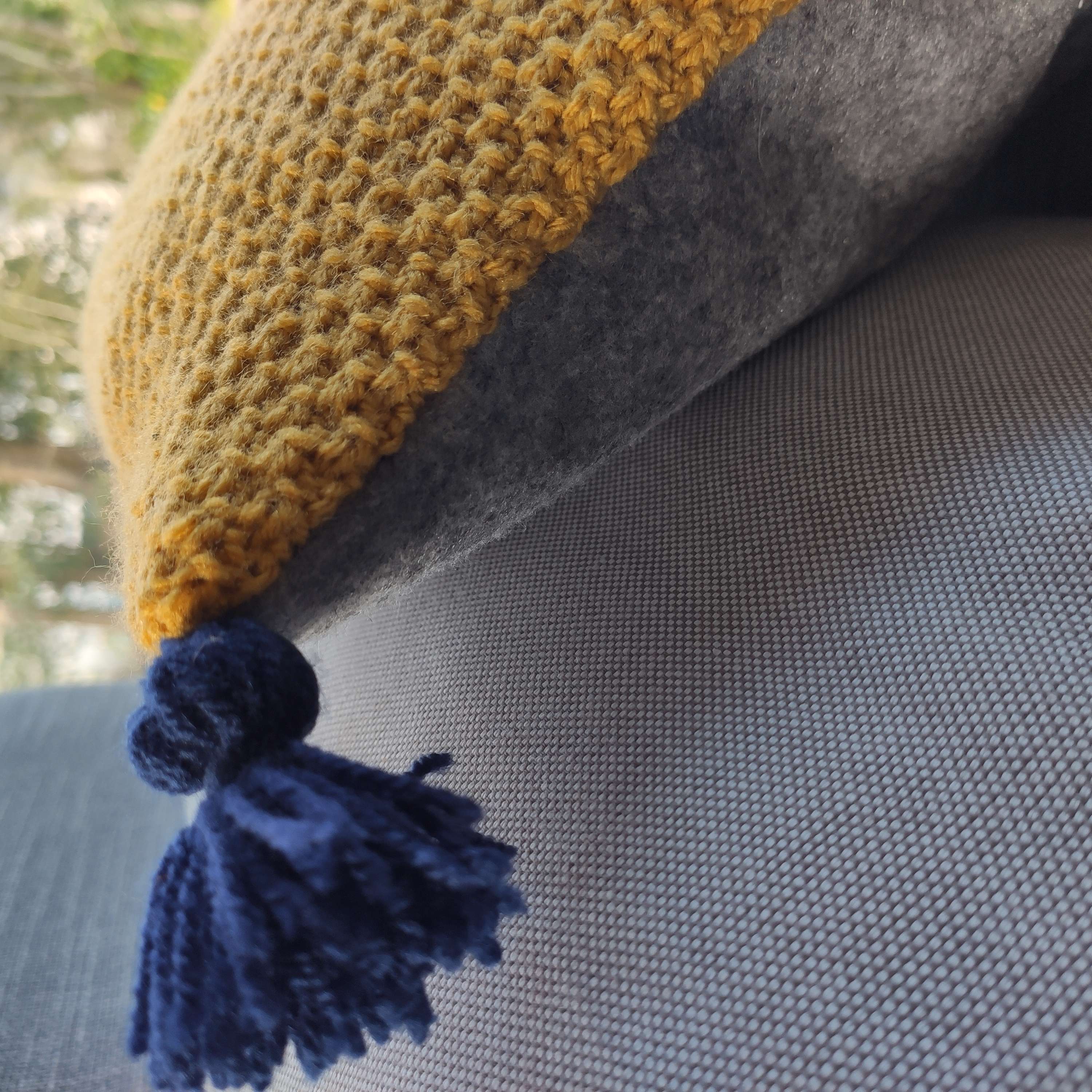 Coussin bi-matière