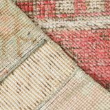 2x3 Rug For Accent Soft Beige Vintage Rug, 57x105Cm SK 22575