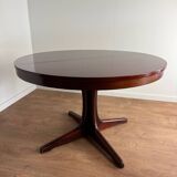 Baumann round extendable table