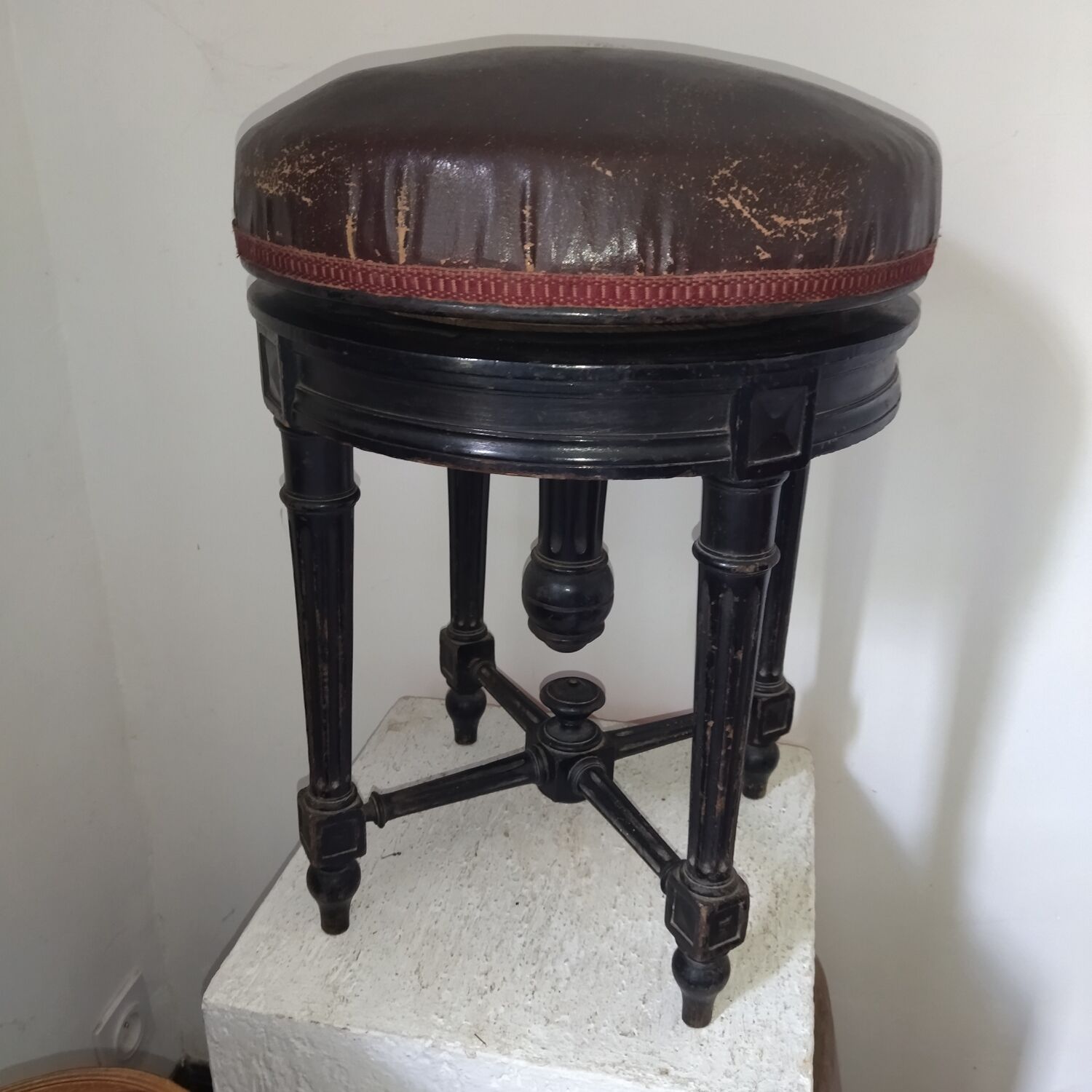 Louis XVI style adjustable stool