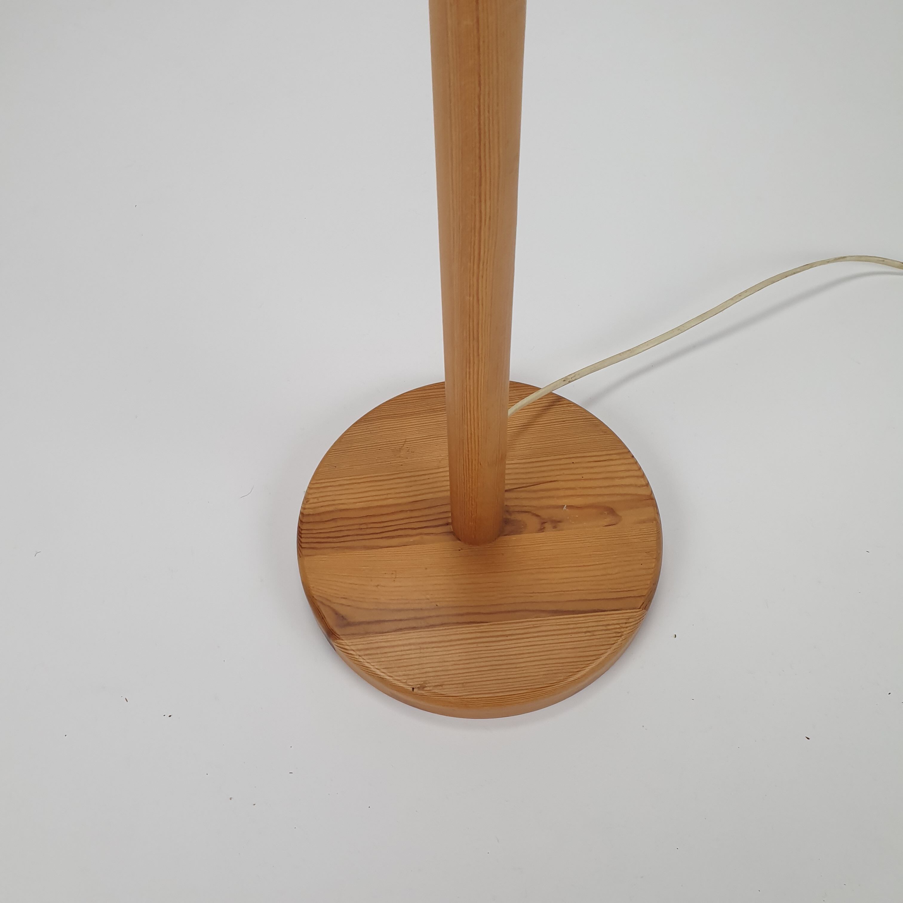 Vintage Pine Floorlamp, 1970s