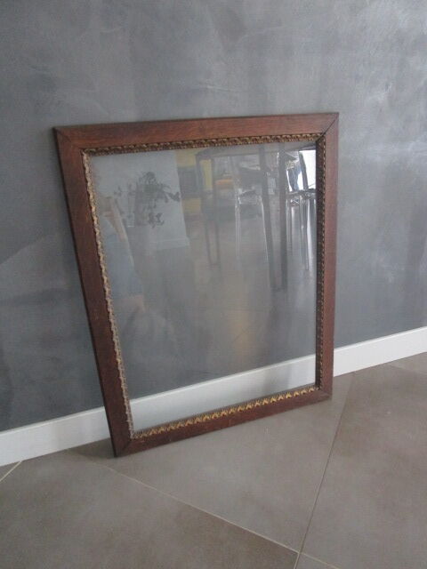 Old oak frame, golden rim