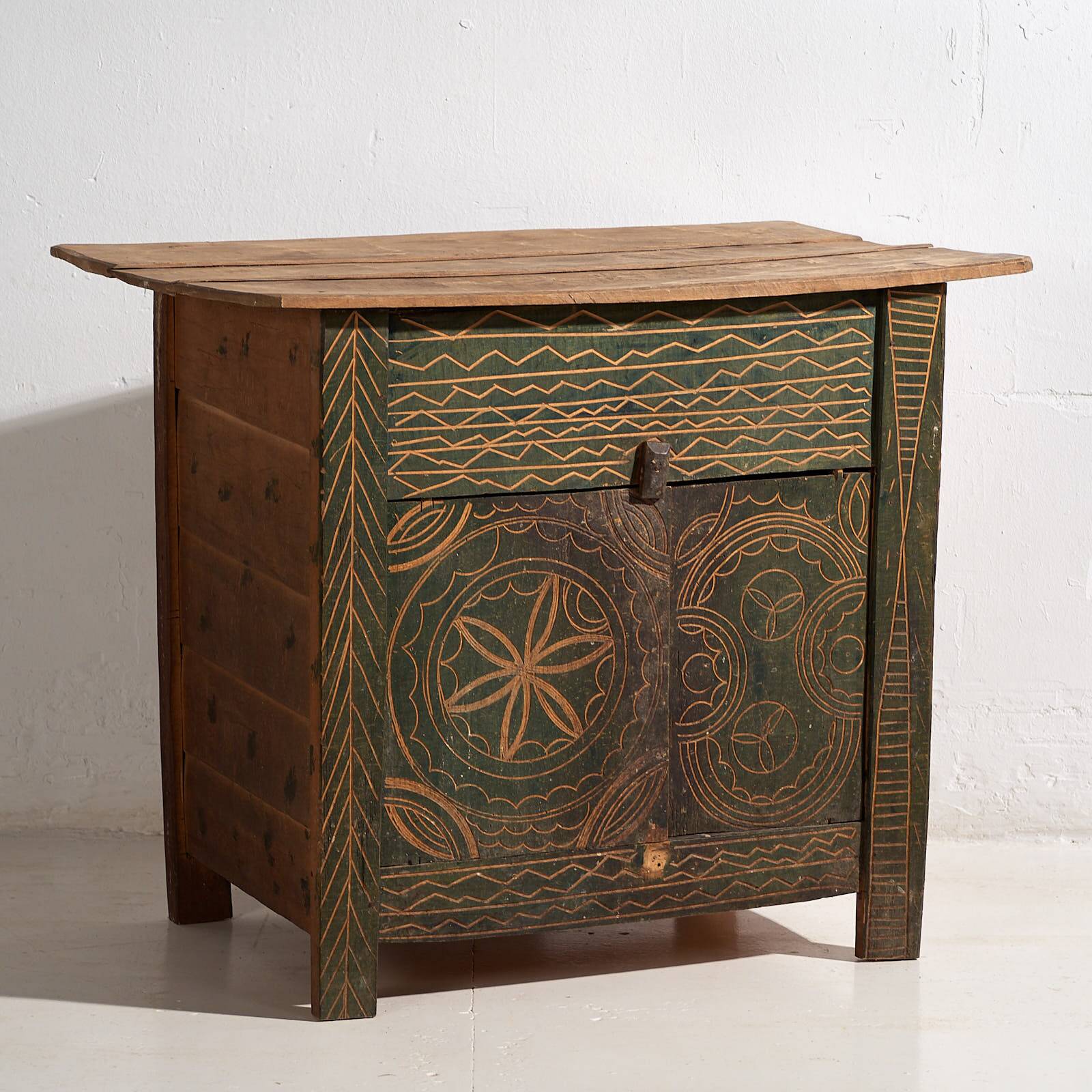 Antique green primitive style chest of drawers (circa 1920) #71