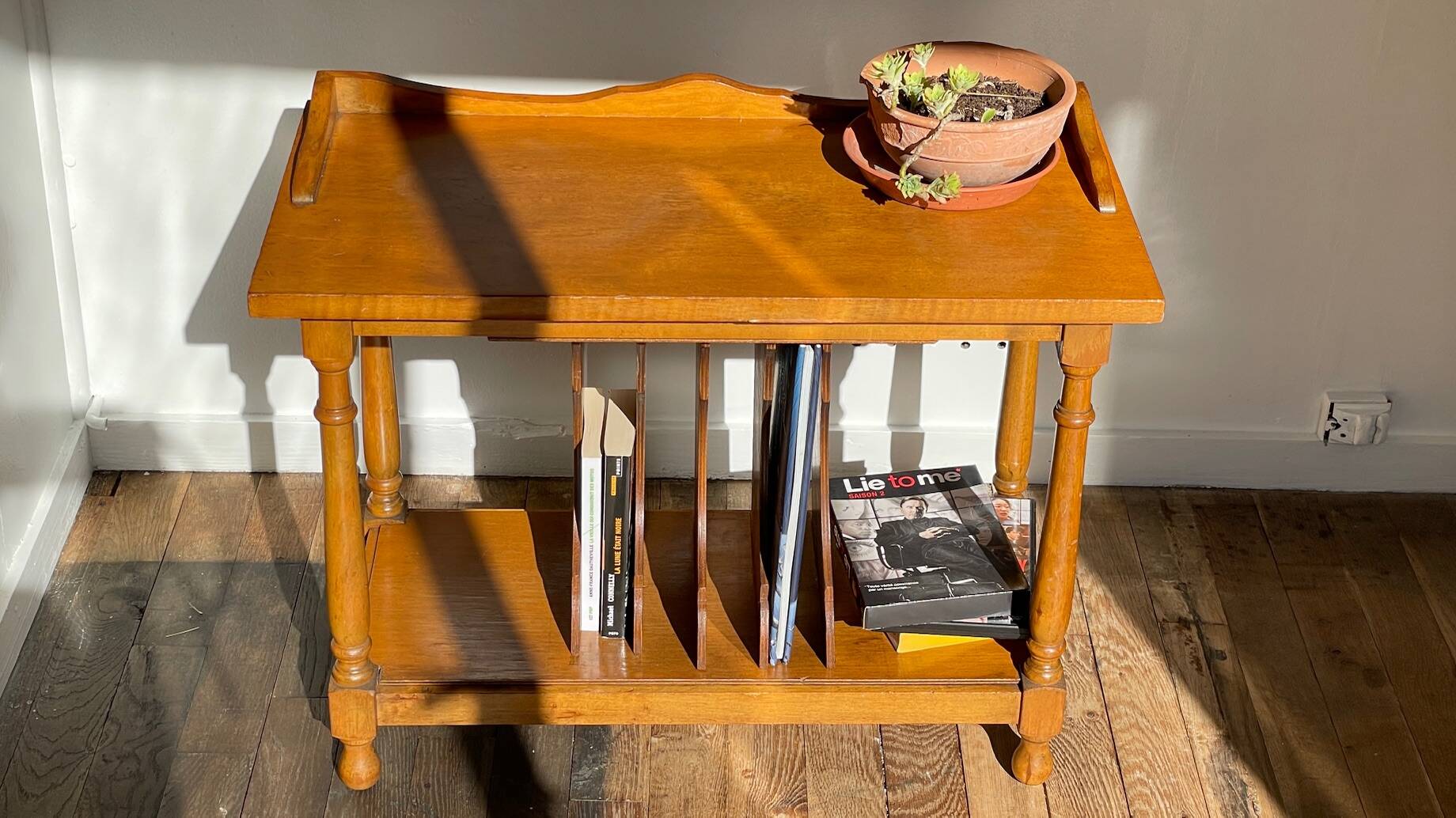 Meuble géométrique electrophone vintage