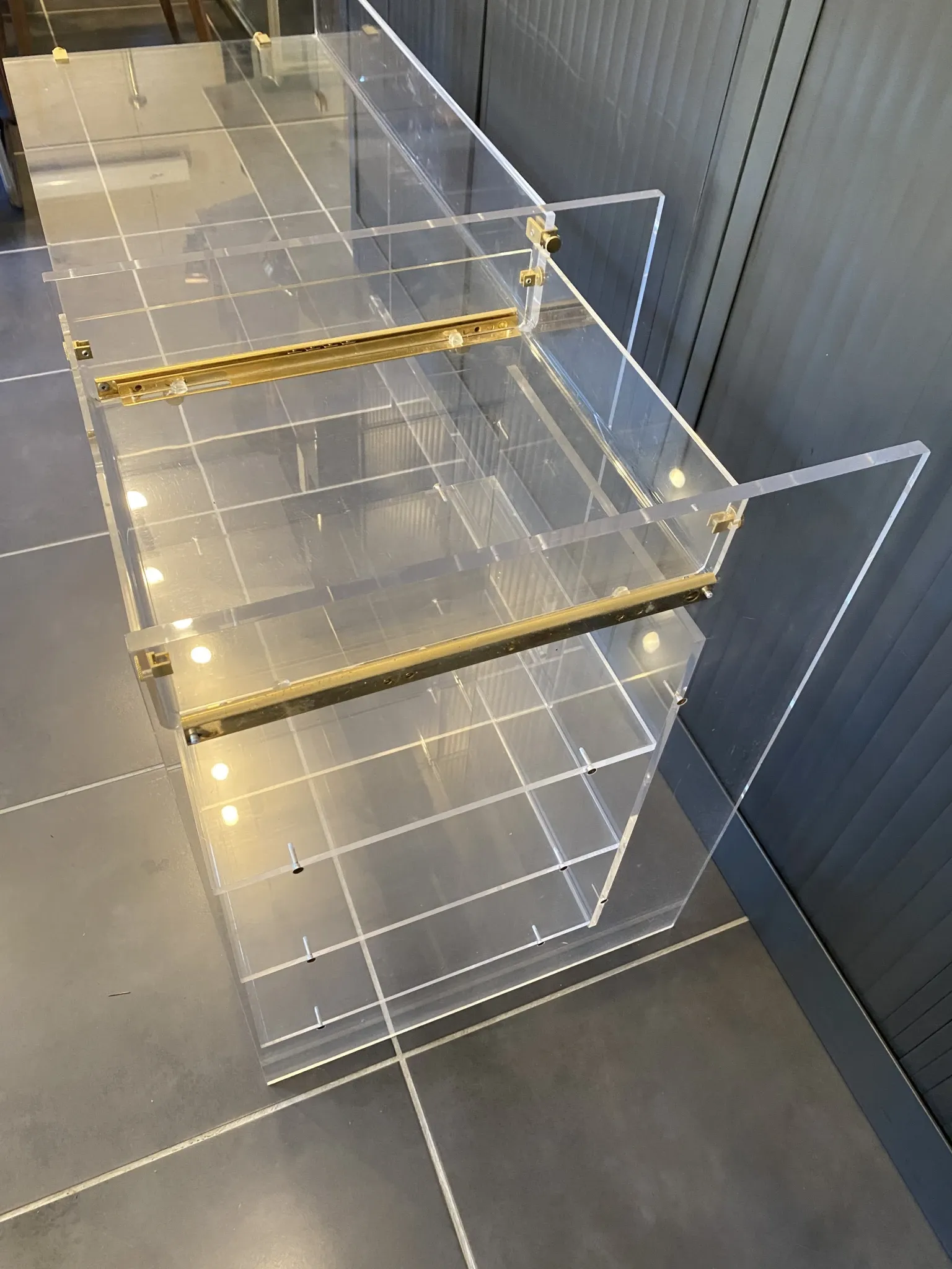 Plexiglass desk Altuglas plexi glass table David Lange vintage 70s