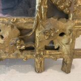 Miroir de style Louis XVI en bois sculpté et doré a la feuille d'or XIX siècle