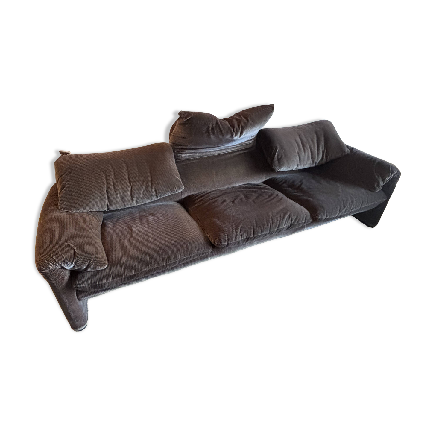 Maralunga Cassina 3-seater velvet sofa