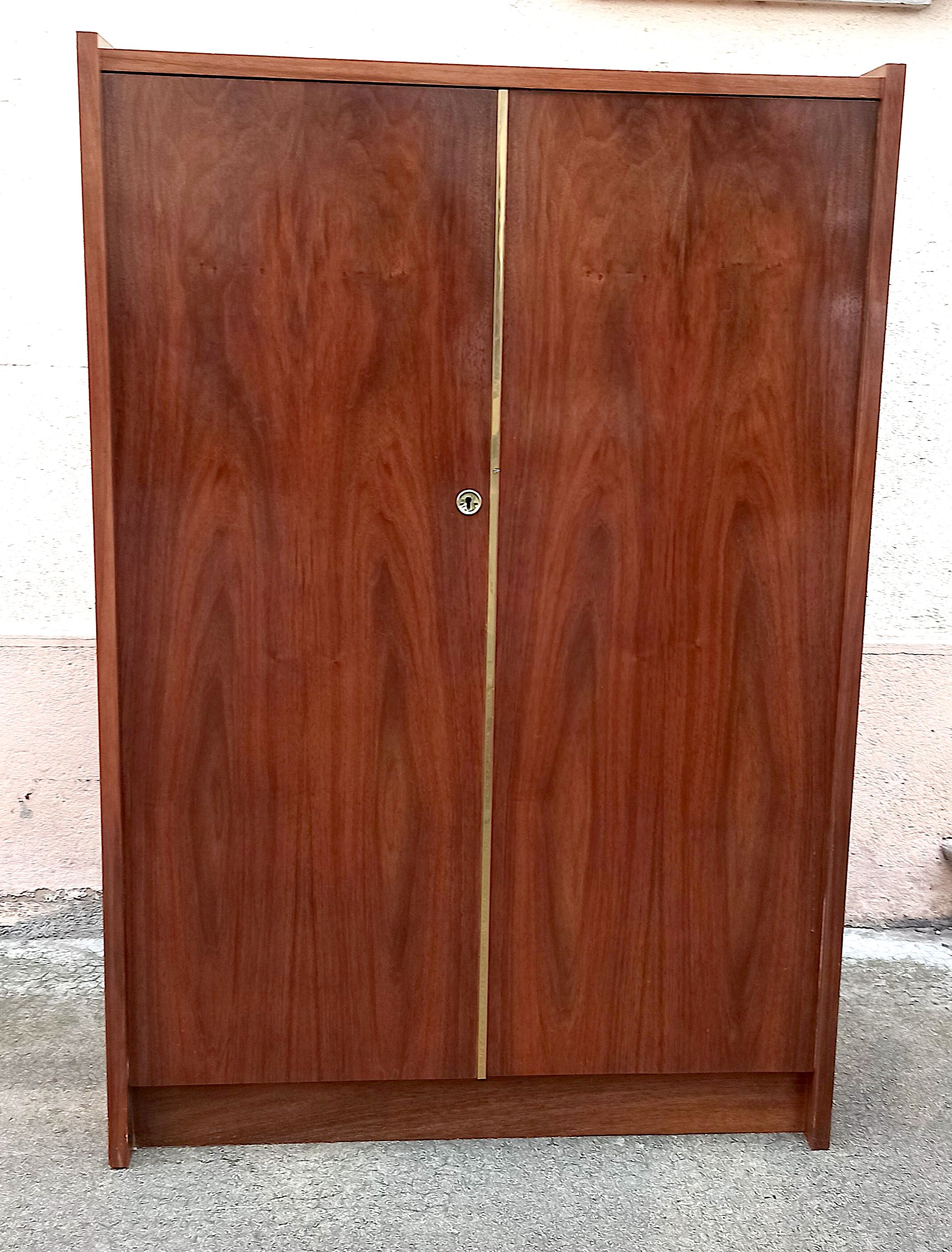 Wardrobe 60