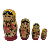 4 poupées russes gigognes en bois