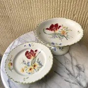Two antique Luneville K&G compotiers with tulip decoration.