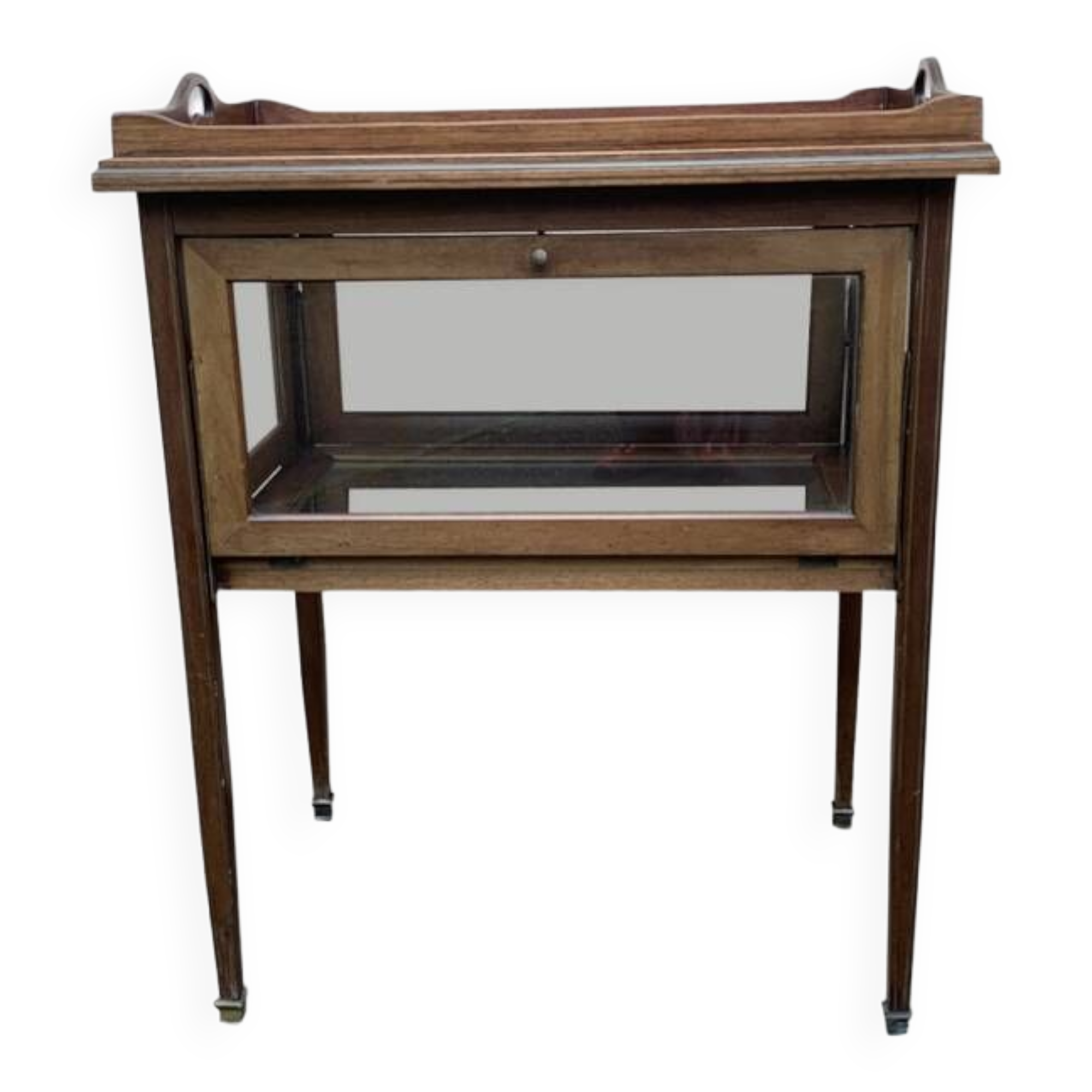 Glass tea table with its tray