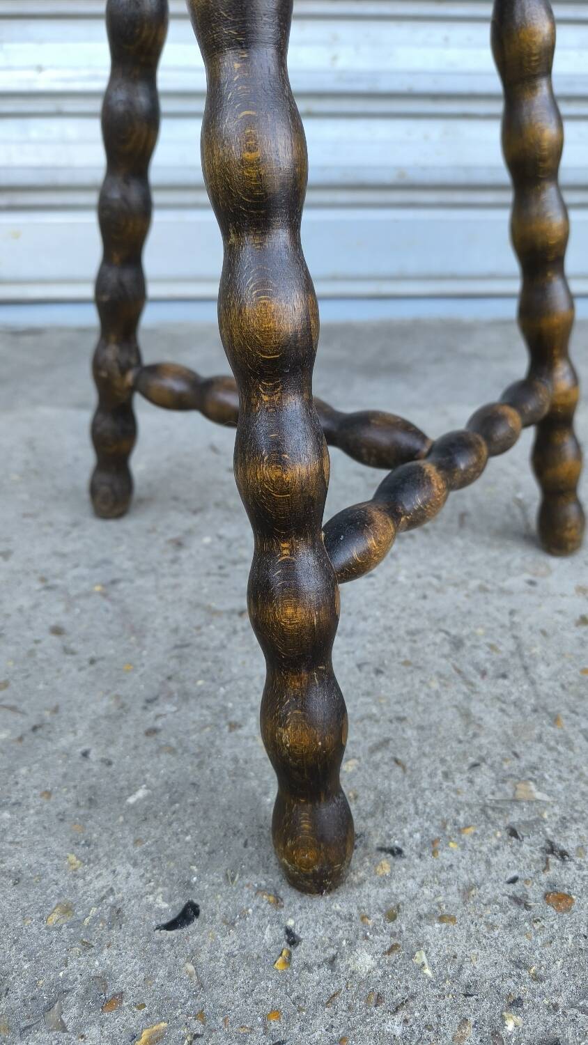 Tripod stool
